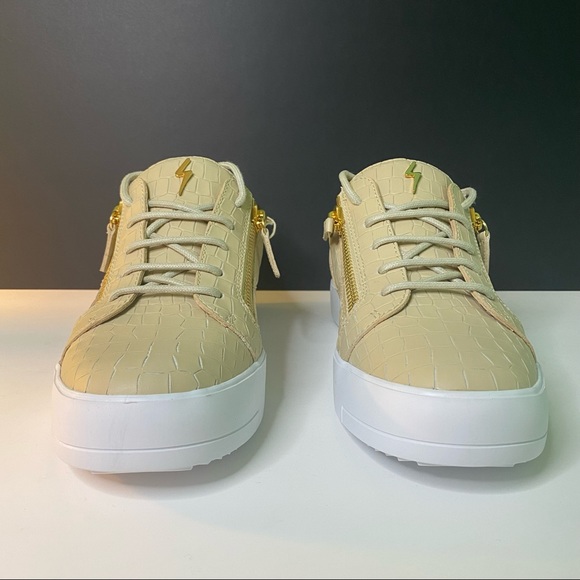 GIUSEPPE ZANOTTI Beige Low Top Crocodile Sneakers - Picture 4 of 16